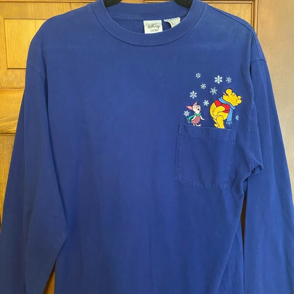 Winter Winnie the Pooh disney long sleeve size medium vintage late ‘80’s! Rare